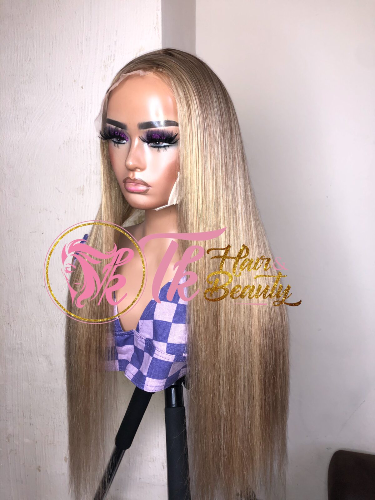 Scarlett luxury wig | wig store in the UK | Luxury wig store in USA | Luxury wig store in Canada